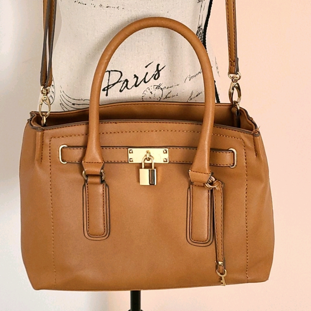 Beige Convertable Purse/Tote
